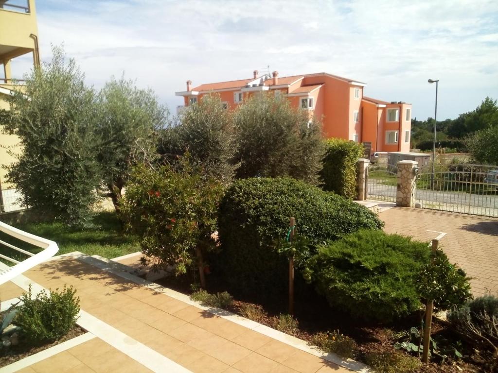 Zahrada ubytování Apartments Villa Fernetich