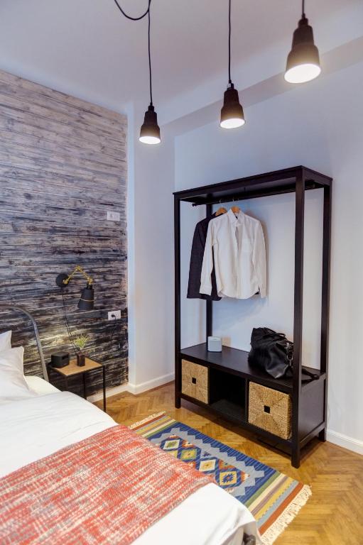 Postel nebo postele na pokoji v ubytování First Hostel