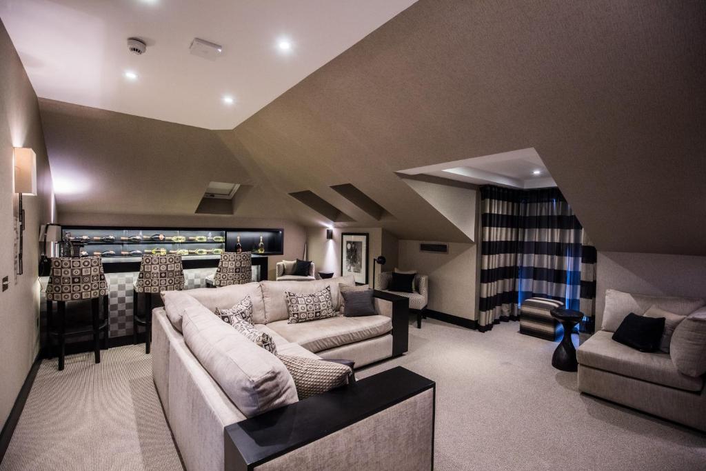The Chester Hotel - 