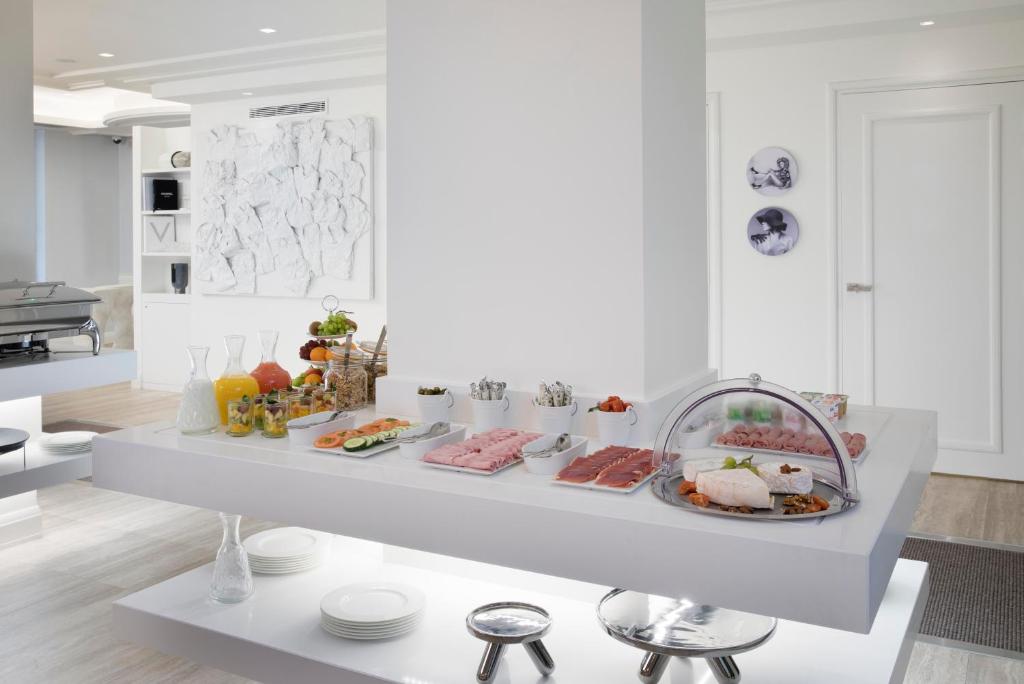 Hôtel Dress Code - Resim 33