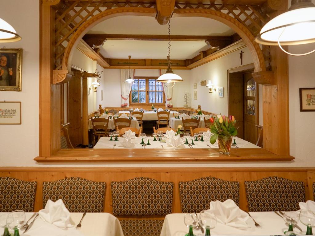 Restaurace v ubytování Hotel Gasthof zum Biber