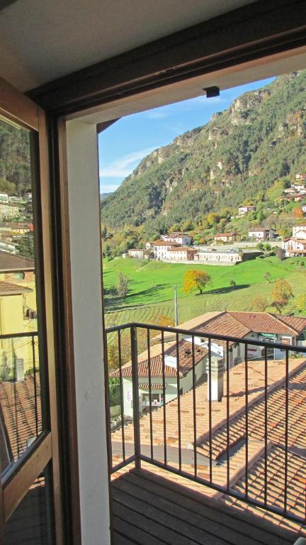 Nespecifikovaný výhled na hory nebo výhled na hory při pohledu z apartmánu