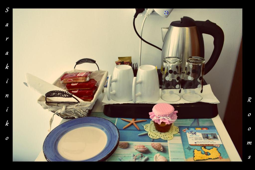 Sarakiniko Rooms - 9