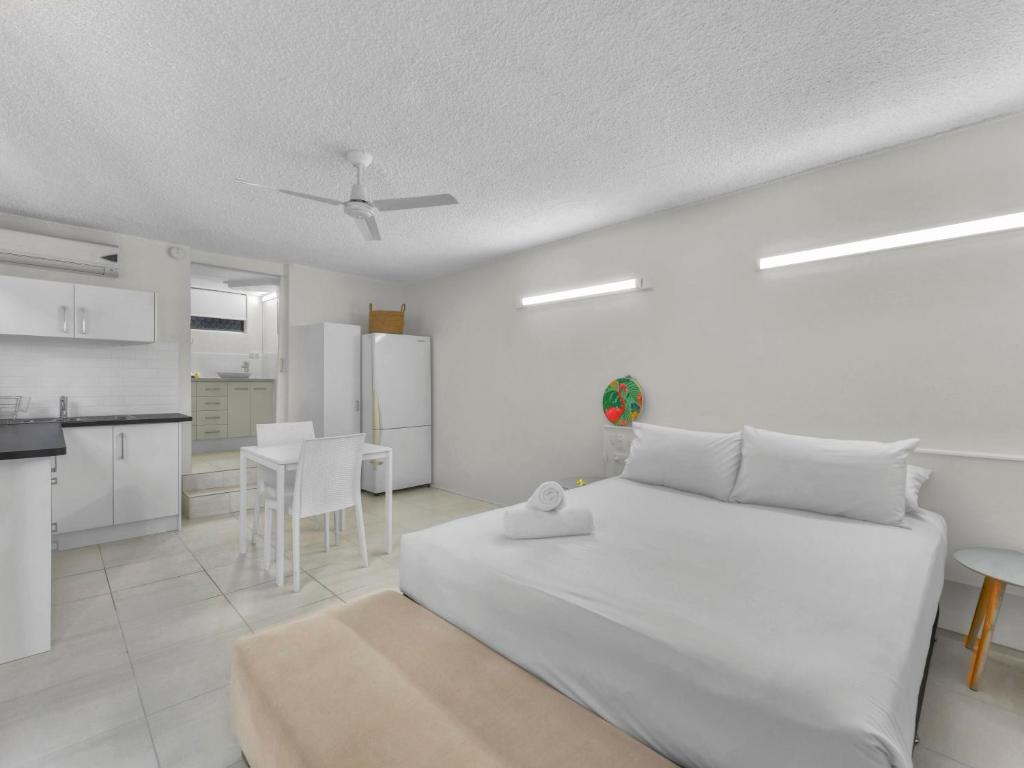 Kuchyň nebo kuchyňský kout v ubytování Camden Motor Inn