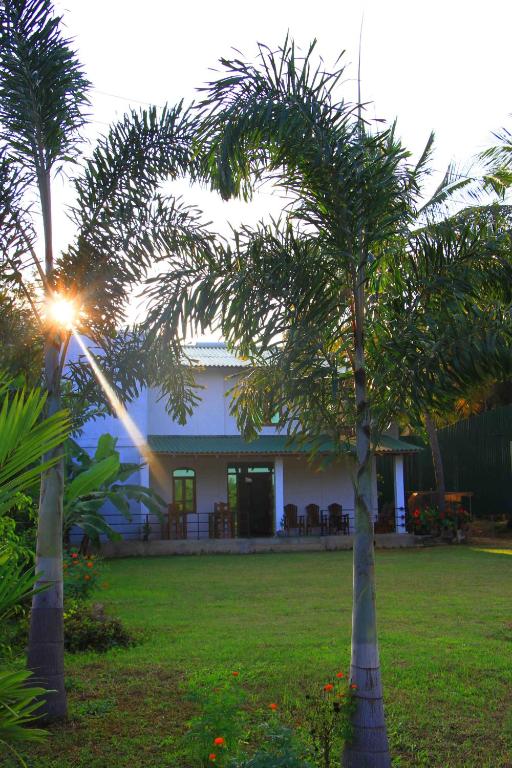 Shashin Lake Resort - 3