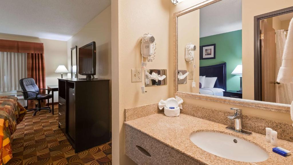 Best Western Canal Winchester Inn-Columbus South East - Habitación Con Cama Extragrande - No Fumadores
