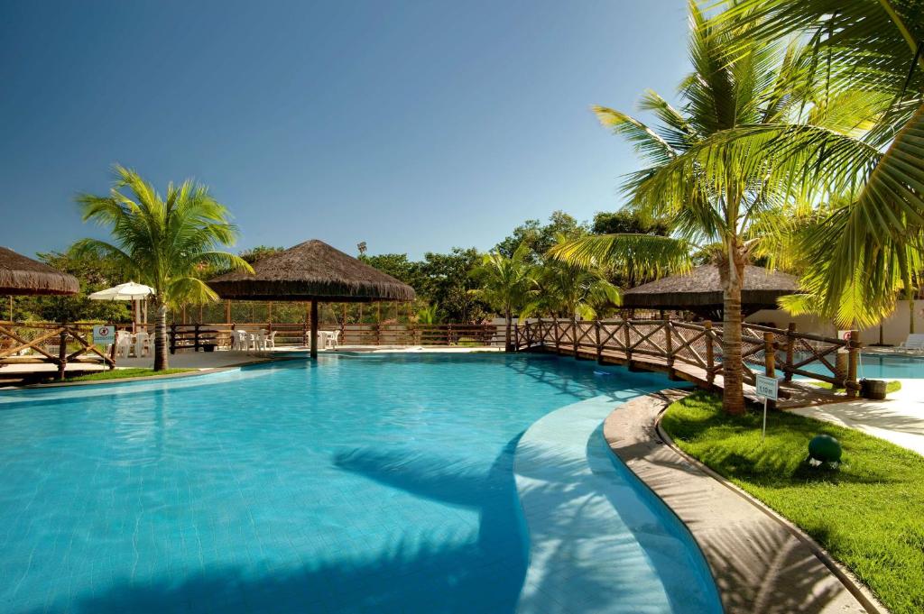 A piscina localizada em Best Western Suites Le Jardin Caldas Novas ou nos arredores