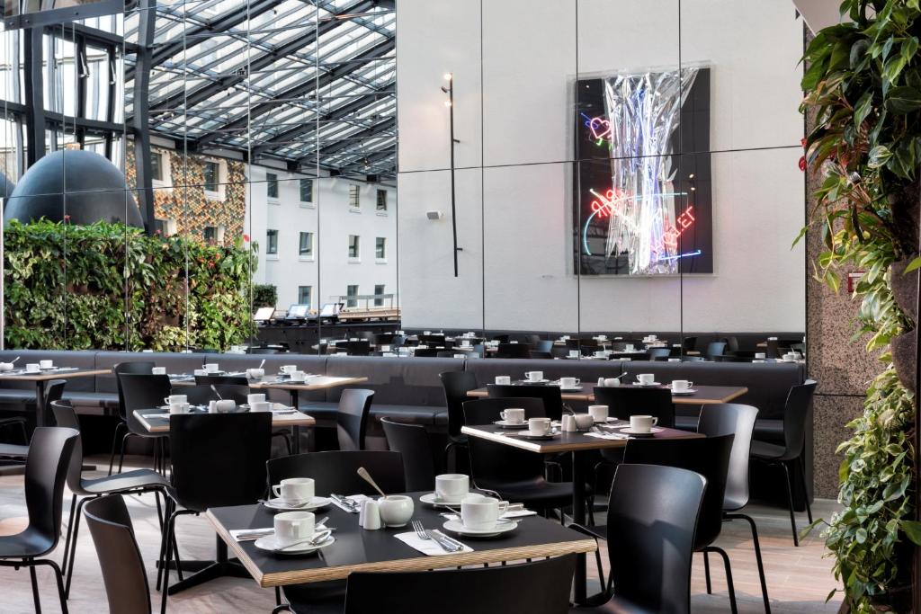 Restaurace v ubytování Estrel Berlin