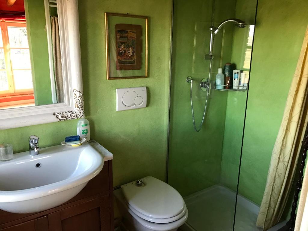 A bathroom at Casa Colli Piacentini