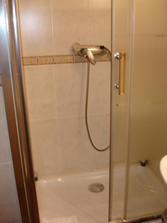 Hostal Puerta Bonita Vista Alegre, edificio sin ascensor - 8