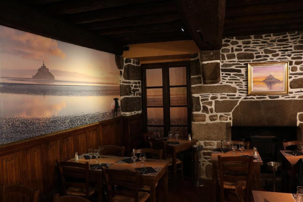 Gallery image of Le Mouton Blanc in Le Mont Saint Michel