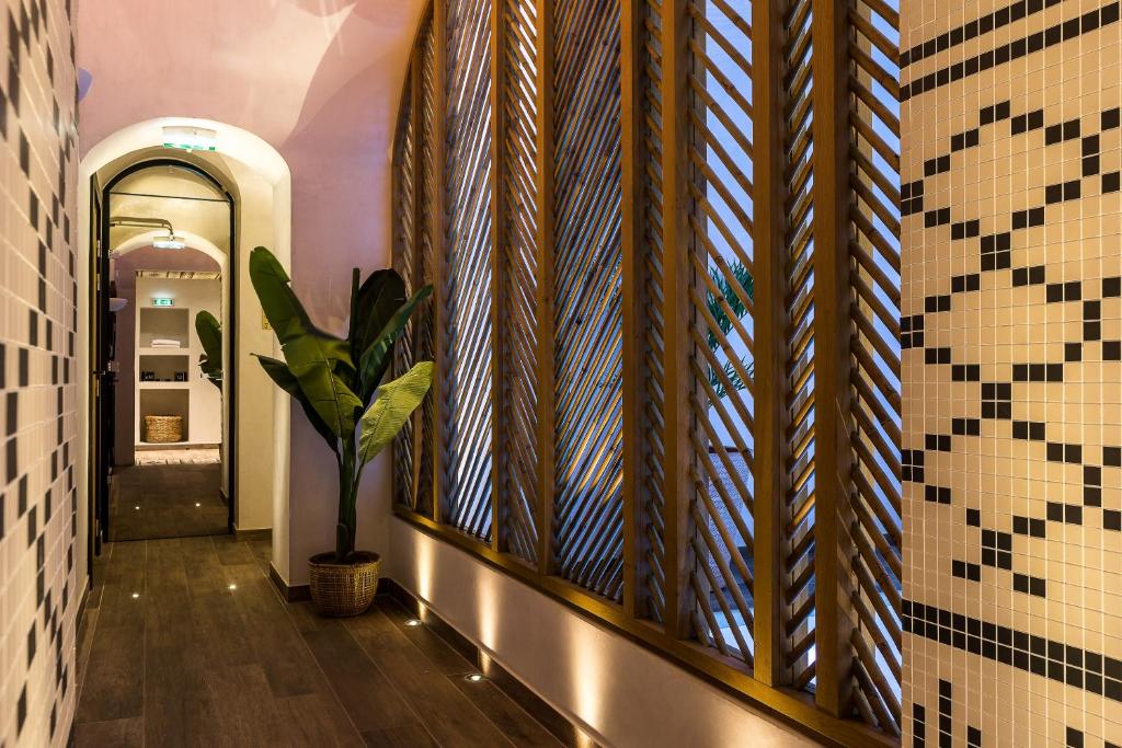 Laz' Hotel Spa Urbain Paris - Resim 31