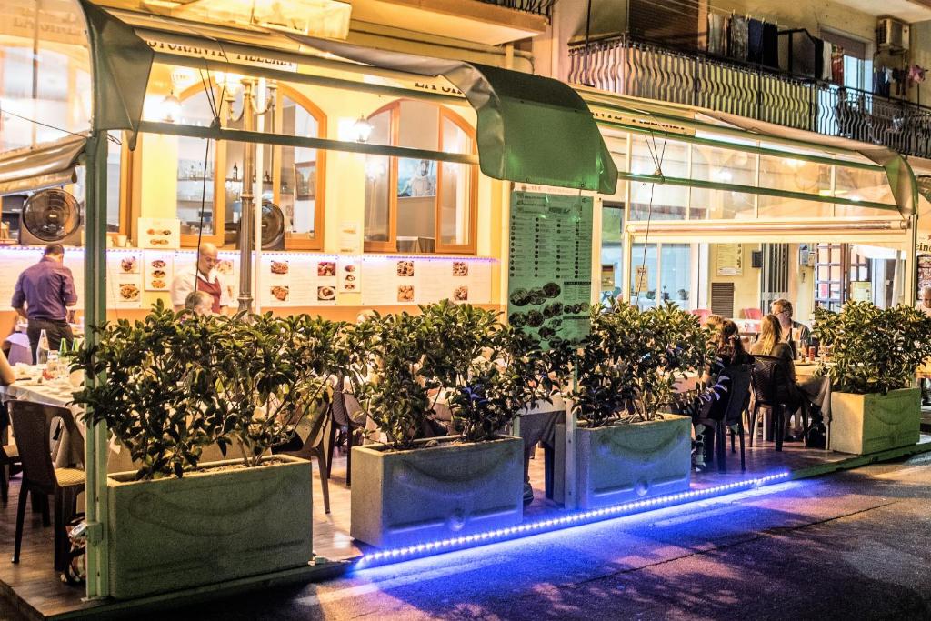 Hostia v ubytovaní Hotel La Sirenetta