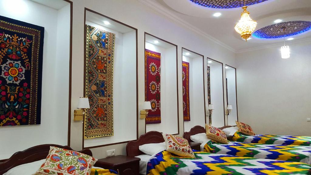 Jahongir - Comfort Quadruple Room