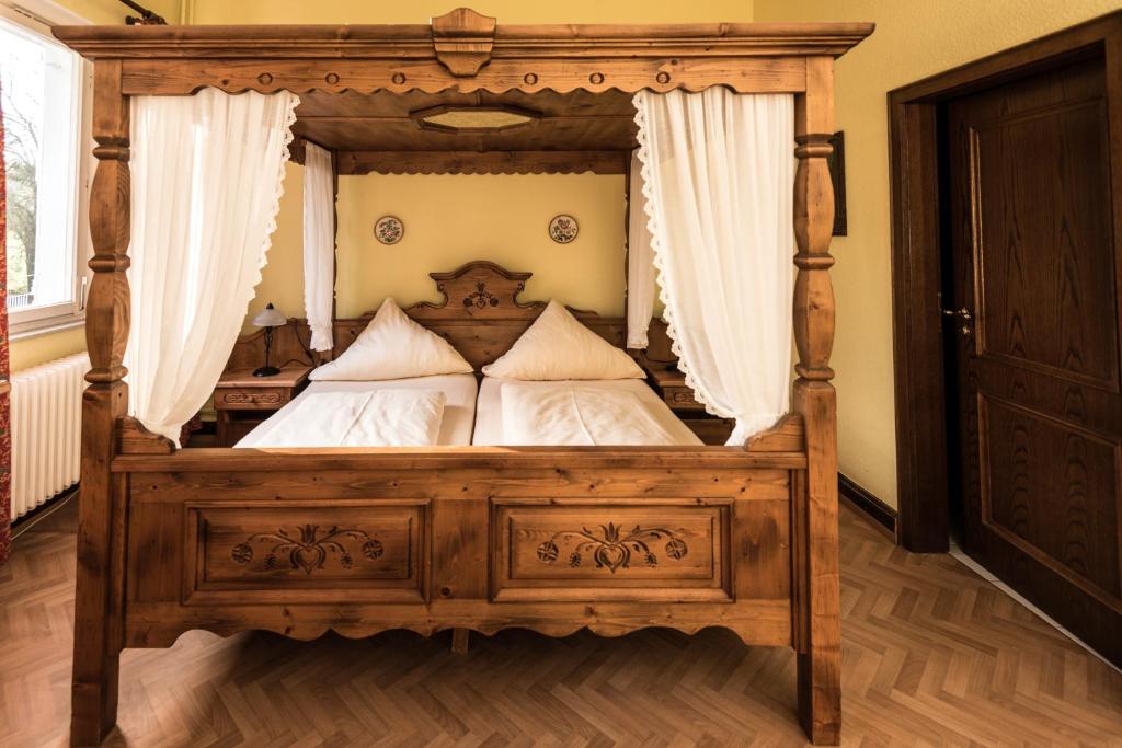 Jagdschloss Fahrenbühl Hotel Garni - Habitación Doble Con Vistas Al Jardín