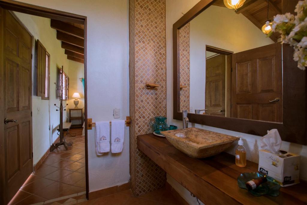 Koupelna v ubytování Hacienda La Moreda Hotel Boutique & Spa