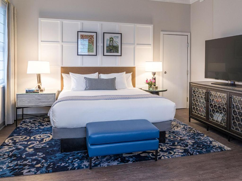 Heathman Hotel photo