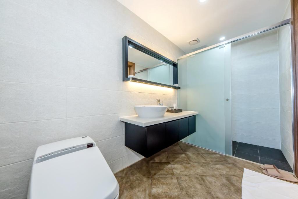 Koupelna v ubytování Arts Spa&Poolvilla
