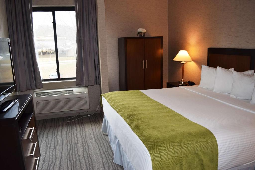 Heritage Hotel, Golf, Spa & Conference Center, BW Premier Collection - Een Slaapkamer King Suite Met Slaapbank