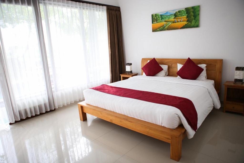 Grandpa Guest House - Deluxe King Room