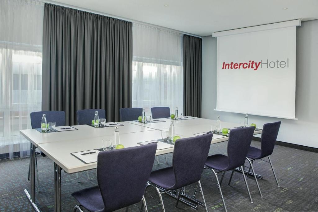 IntercityHotel Hamburg Altona