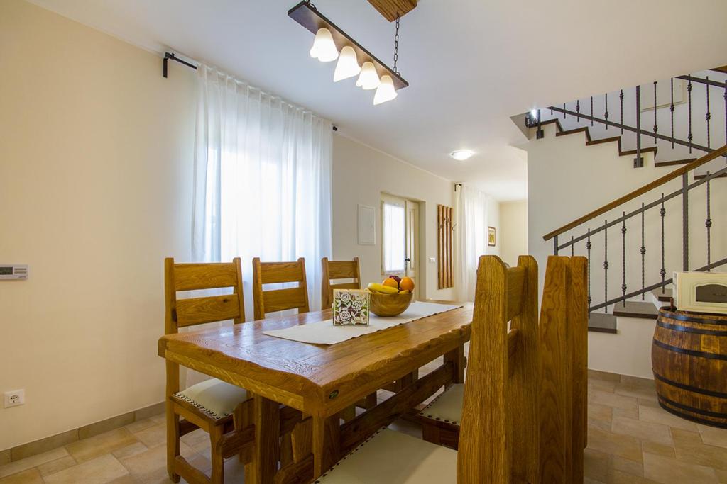 Fotografie z fotogalerie ubytování Villa Fundica v destinaci Vrh