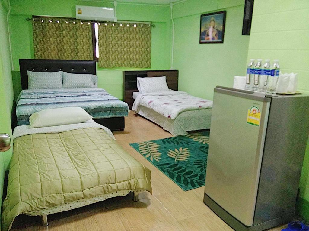 Postel nebo postele na pokoji v ubytování Your Home