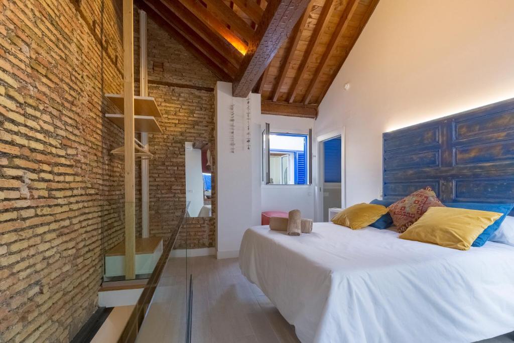 Living4Malaga Skyline Apartments - 