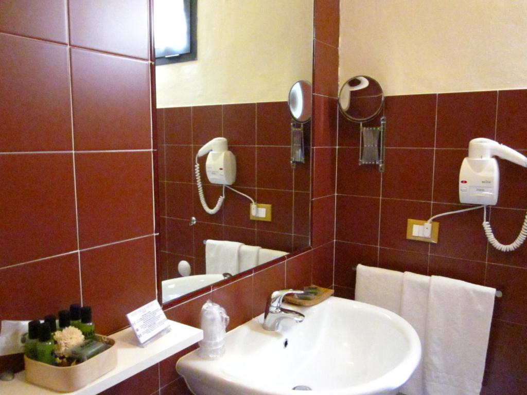 Hotel Villa San Michele - Habitación Triple Confort