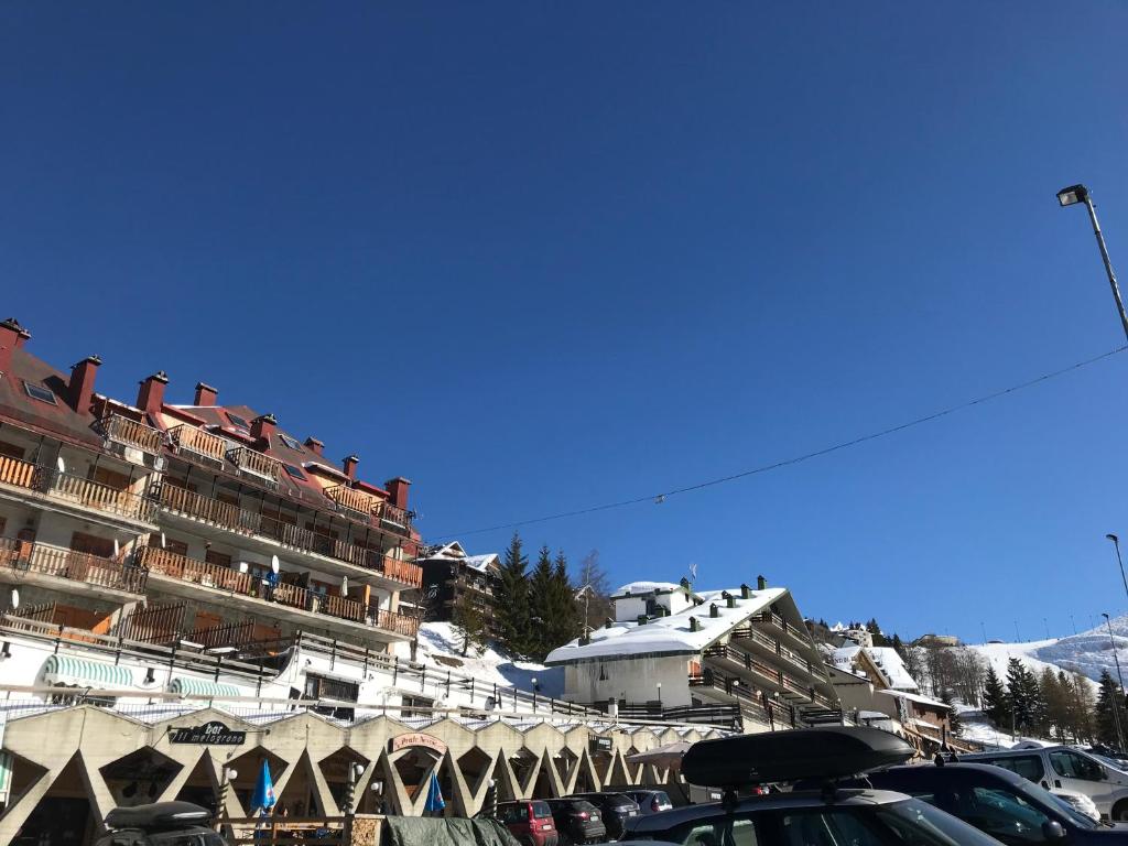 Fotografia z galérie ubytovania Albergo dell'Academia v destinácii Mondovì