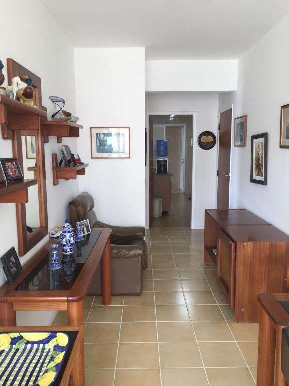  Apartamento Guaruja