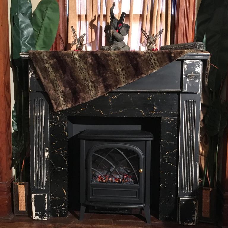 1884 Wildwood Bed and Breakfast Inn - Sala De Kipling