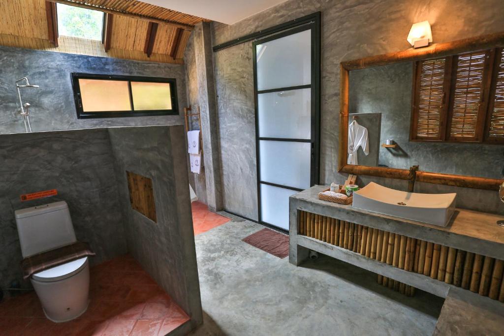 Koupelna v ubytování Sai Daeng Resort