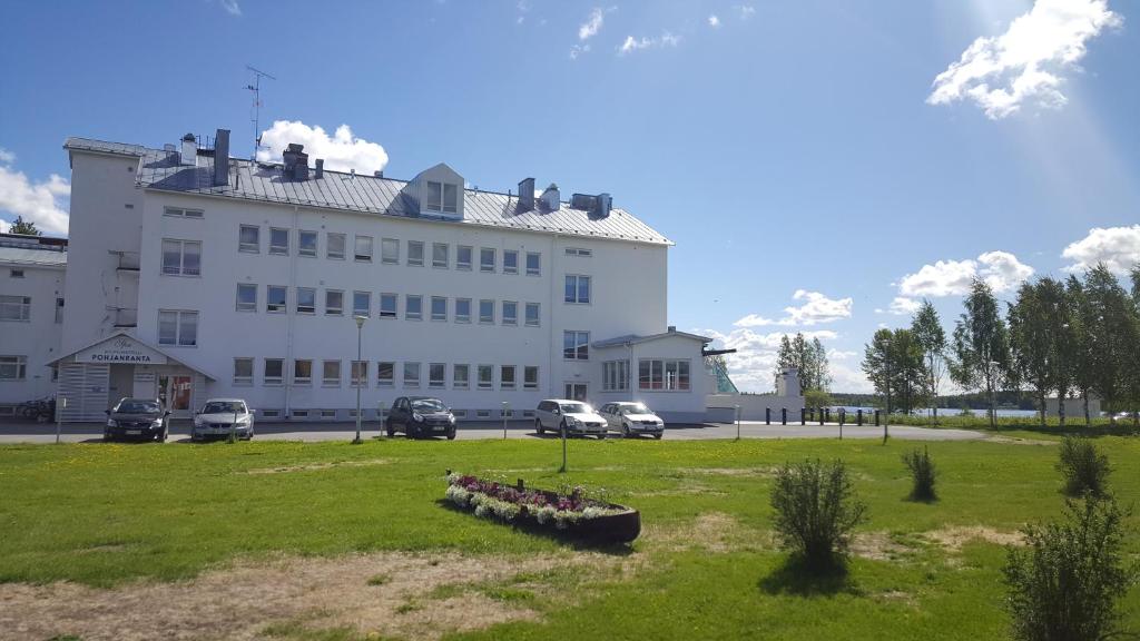 Zahrada ubytování Kylpylähotelli Pohjanranta
