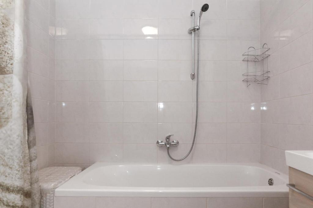 Koupelna v ubytování Apartment Miki