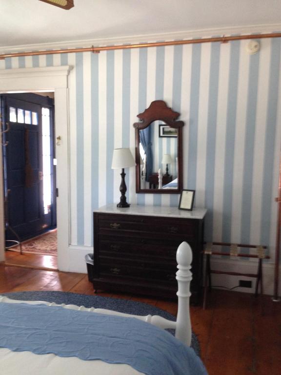 Benjamin Prescott Inn - Large Double Or Twin Room
