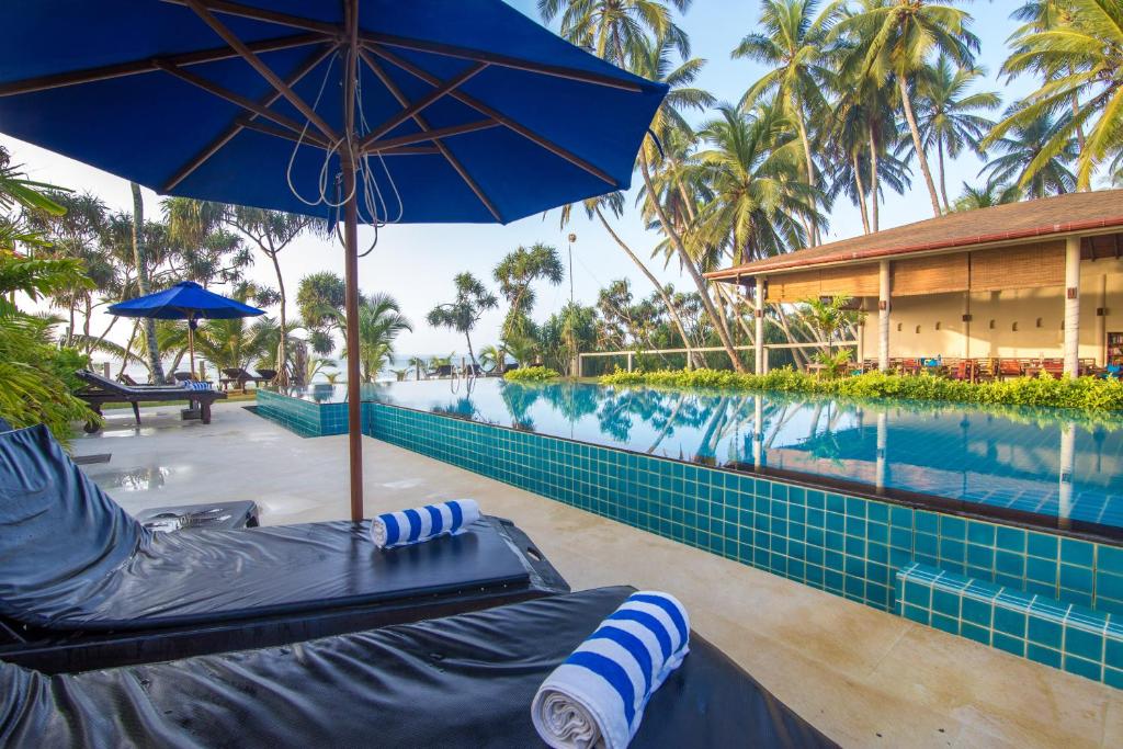 Lanka Beach Boutique Bungalows & Grand Villa - 10