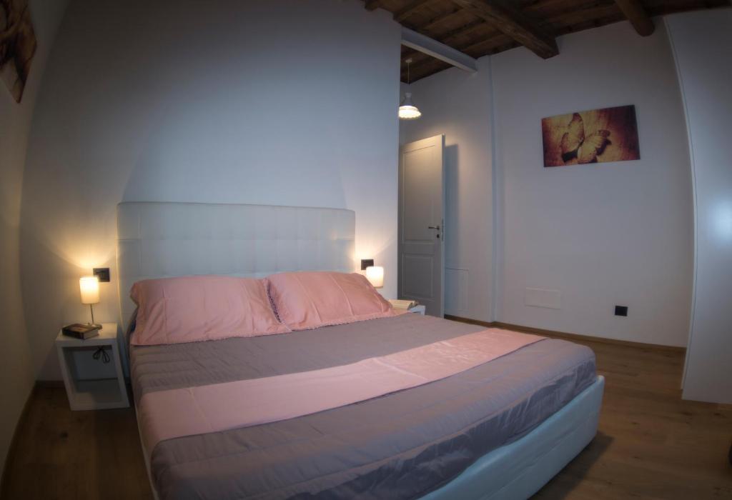 A bed or beds in a room at Villa la torre