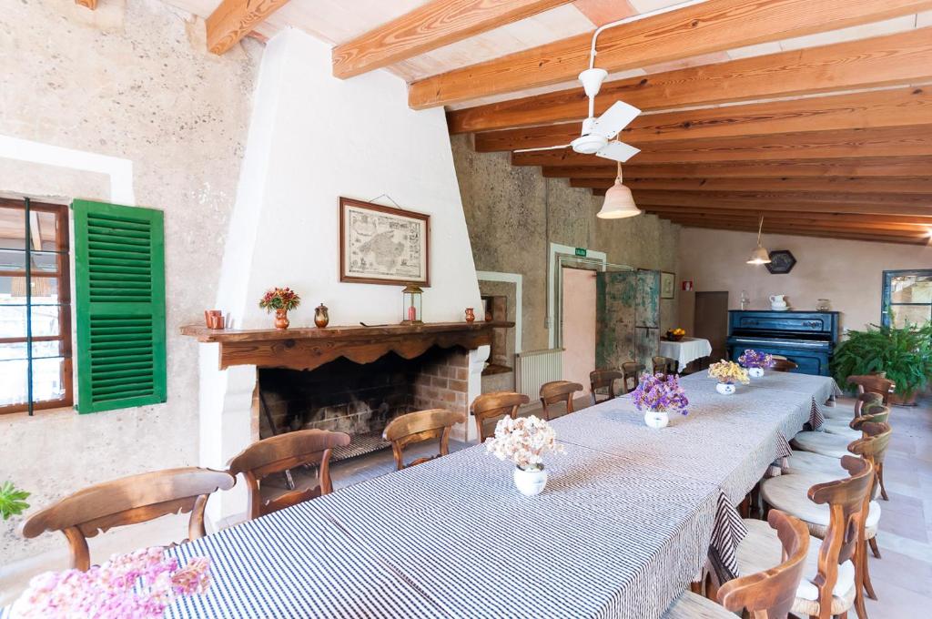 Fotografie z fotogalerie ubytování Sa Casa Rotja v destinaci Sineu