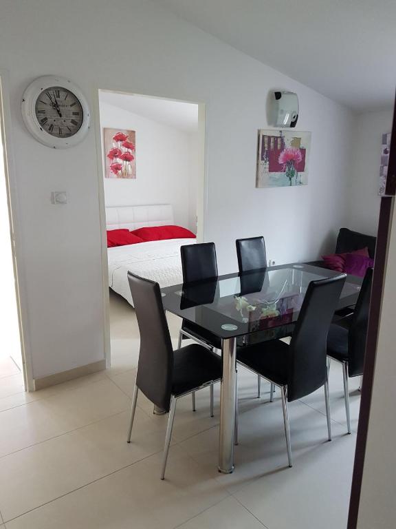 Posedenie v ubytovaní Apartment Dijana