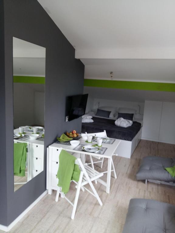 Kuchyň nebo kuchyňský kout v ubytování Le Manoir de Champlan
