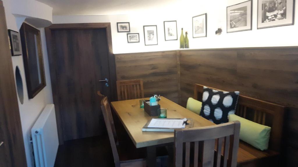 Posezení v ubytování Hotel Gasthof Traubenbräu