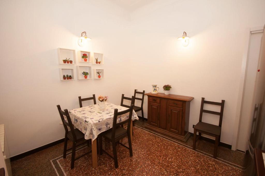 Fotografia z galérie ubytovania Perdiana House v Janove