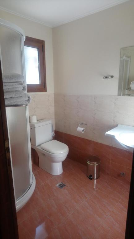 Koupelna v ubytování Hotel Pelasgos
