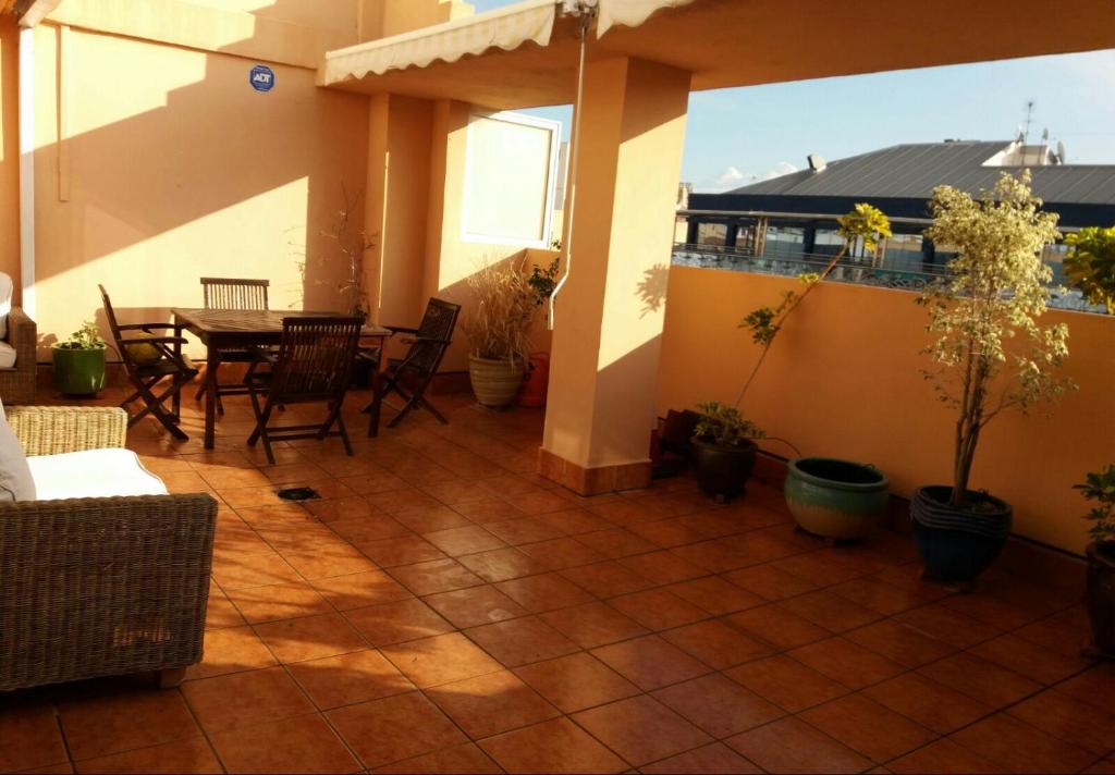 Booking.com: Apartamento Atico Duplex Luminoso , Valencia ...