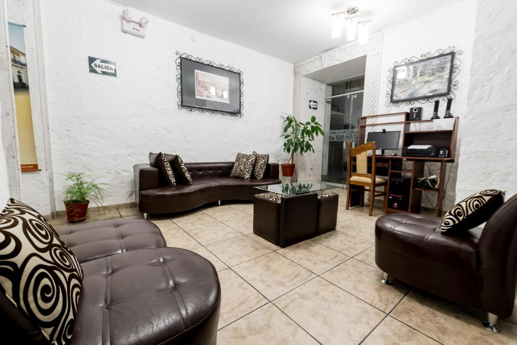 Uma área de estar em Villa Sillar