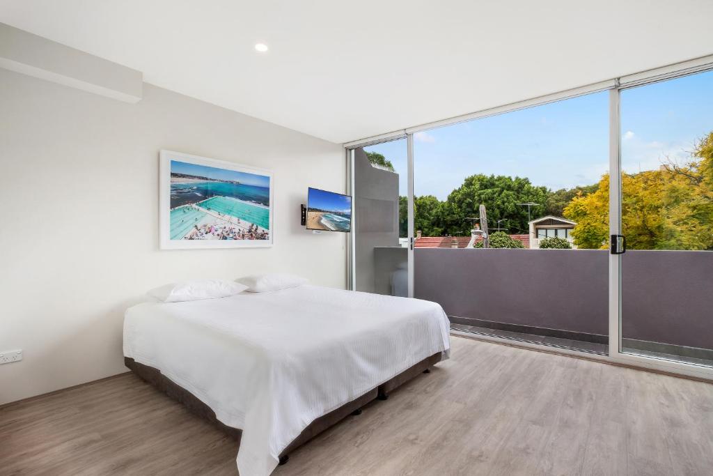 Bondi Beach Studio King Suite + Balcony - Hizvo