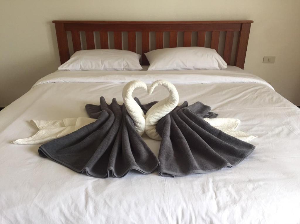 Sleep Soundly By The Sea - 16