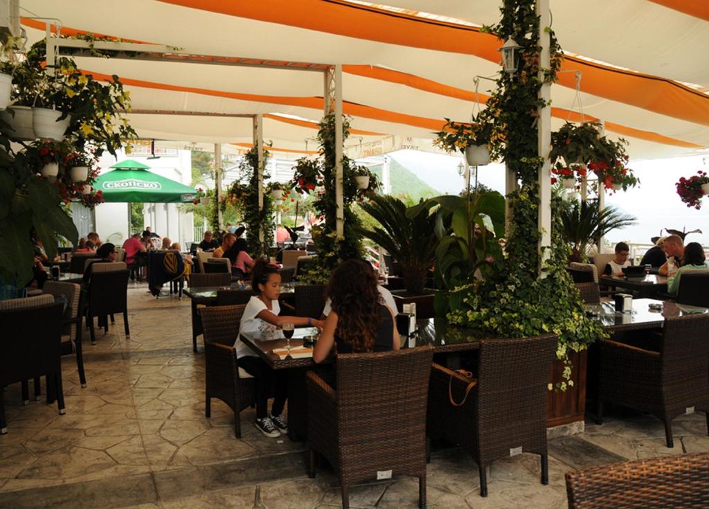 Restaurace v ubytování Hotel Granit