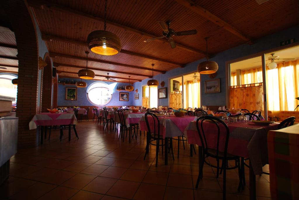 Restaurace v ubytování Hotel Cesari